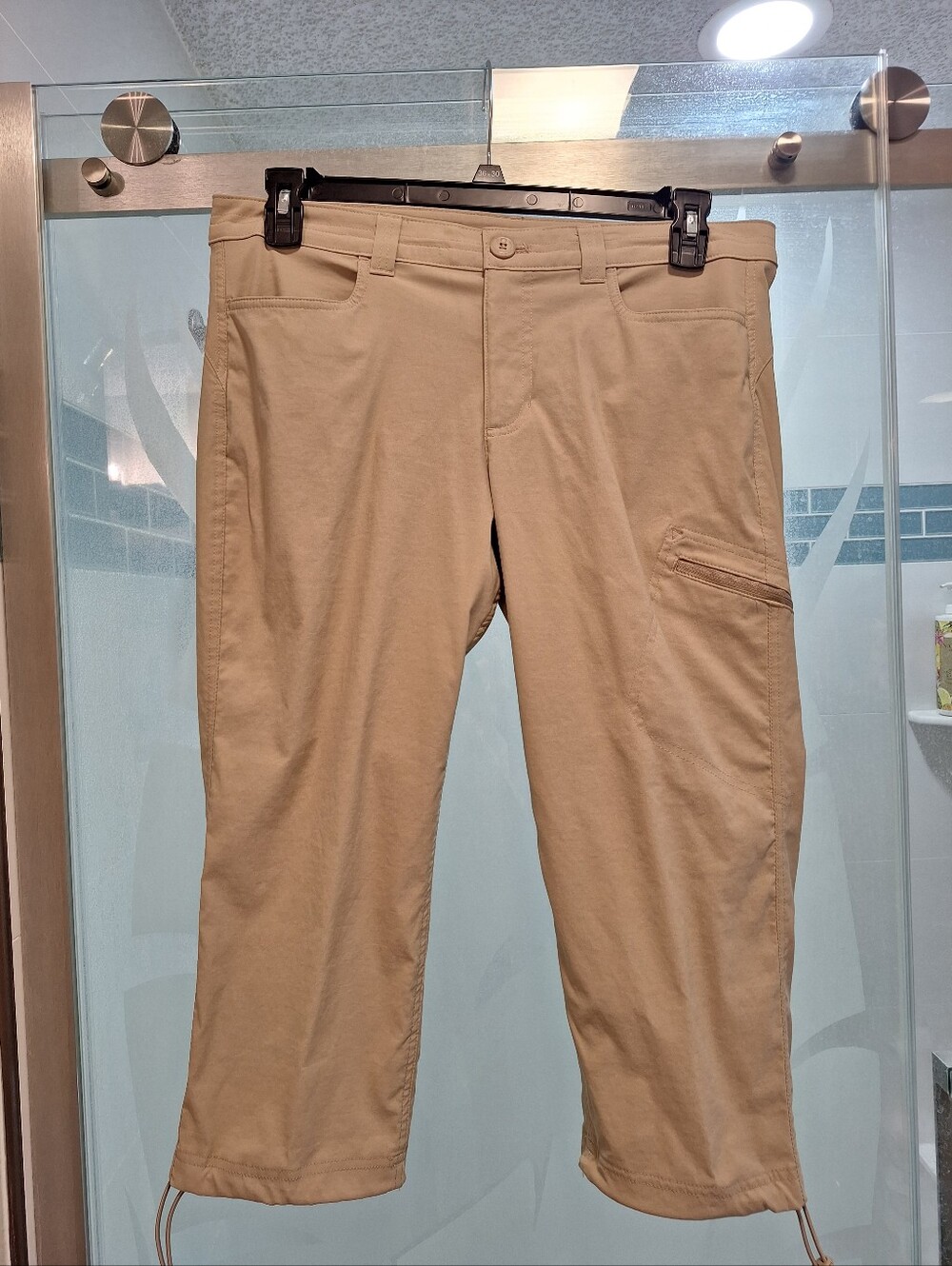 Womens Tan Cargo Capri Pants - Lightweight Casual Wear New Size 12